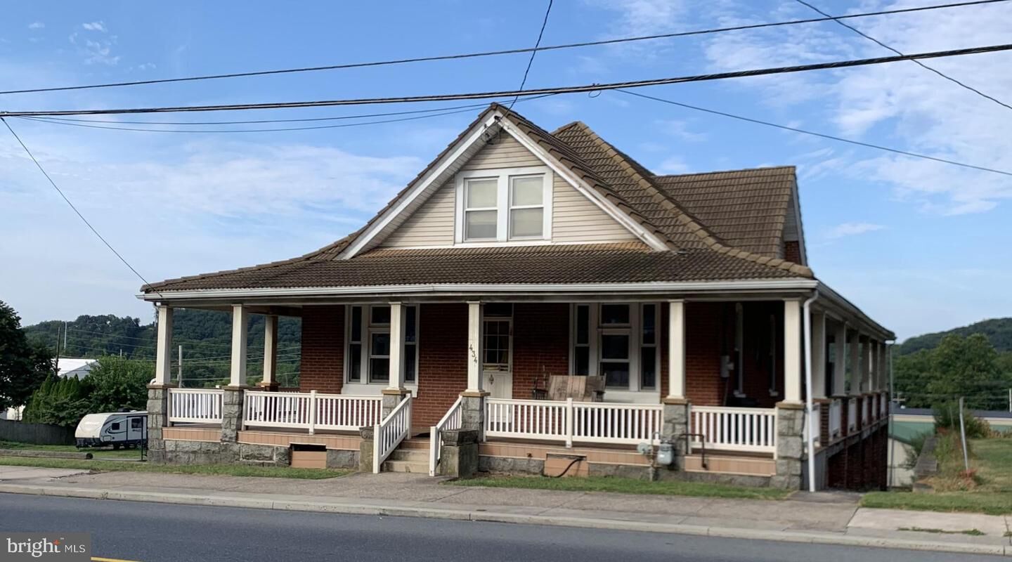 Property Photo: 434 S 4th Street PA 19526