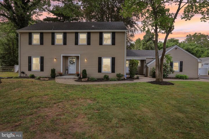 9 Blackwood Drive  Ewing NJ 08628 photo