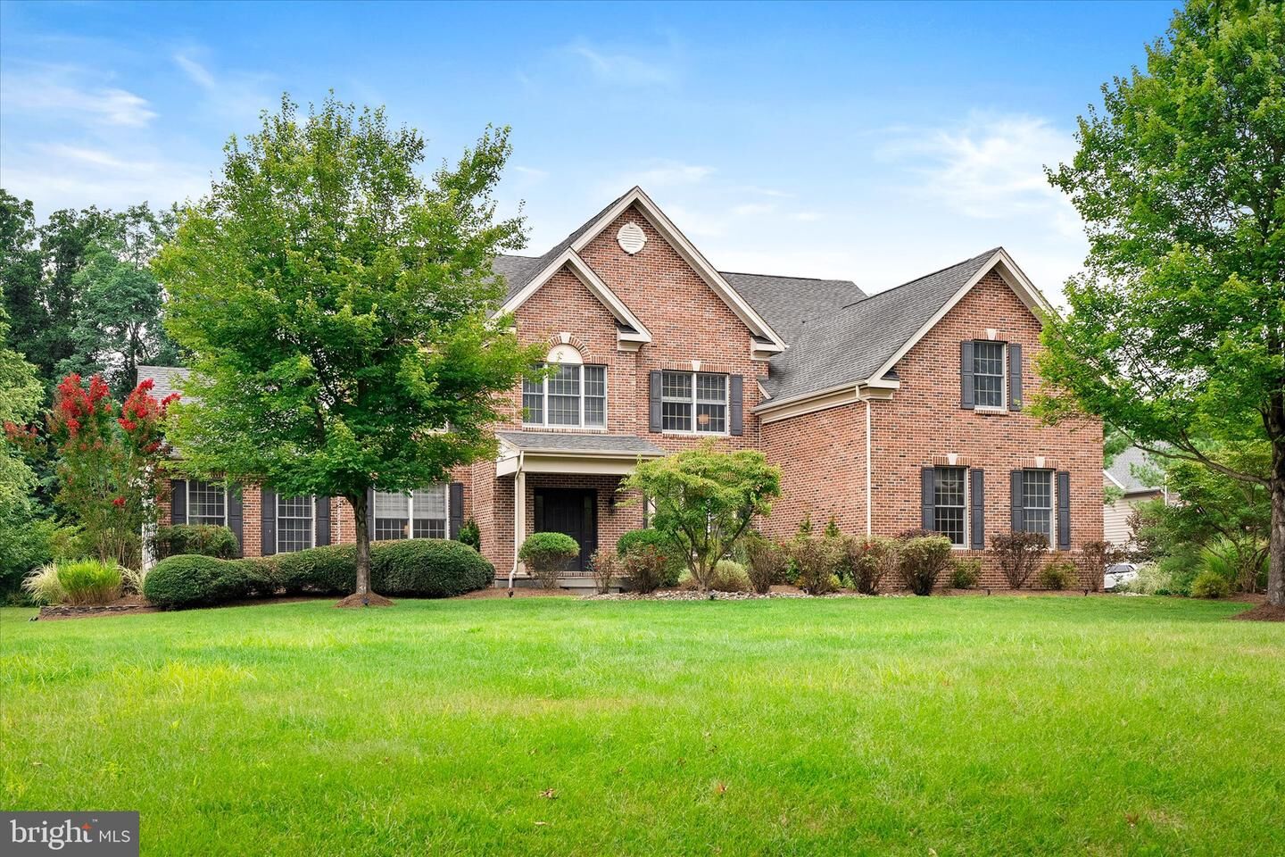 Property Photo: 6 Sleepy Hollow Court NJ 08501