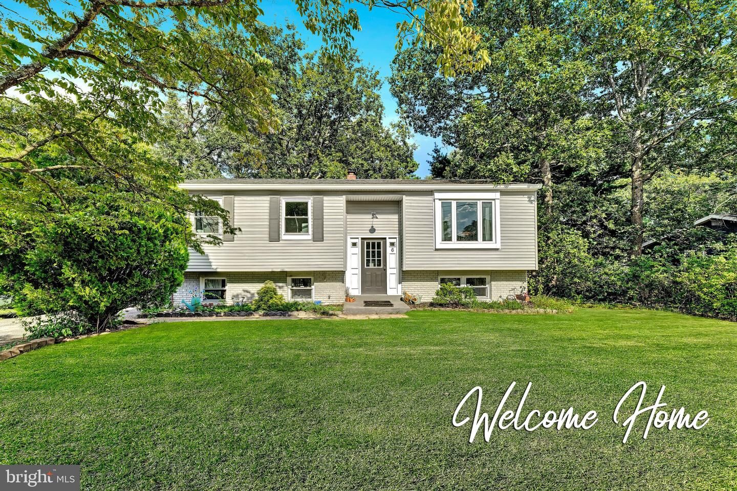 Property Photo:  6 Cochita Trail  NJ 08015 