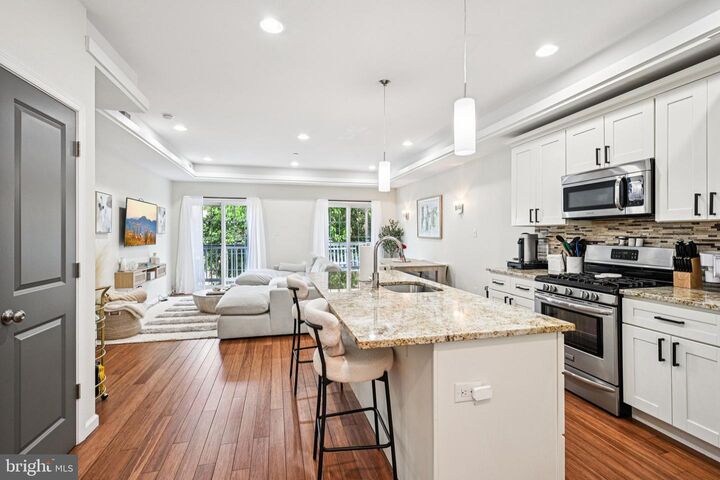 Property Photo: 1309 N 6th Street 2R PA 19122