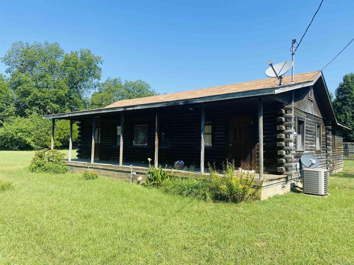 Property Photo:  1803 Bolton  AR 71953 
