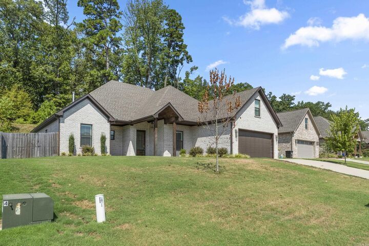 Property Photo:  7901 S Shoreline Boulevard  AR 72019 