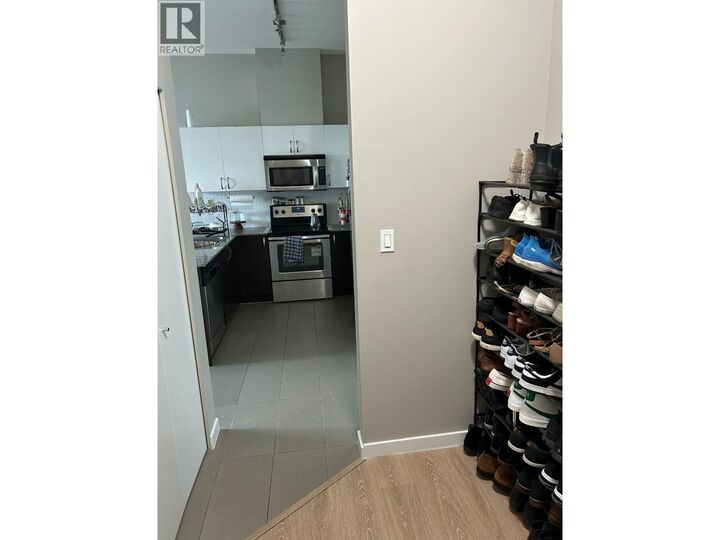 Property Photo: 5605 Hampton Place 207 BC V6T 2H1