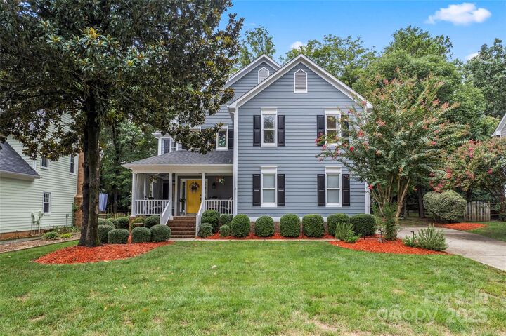 9115 Crofton Springs Drive  Charlotte NC 28269 photo