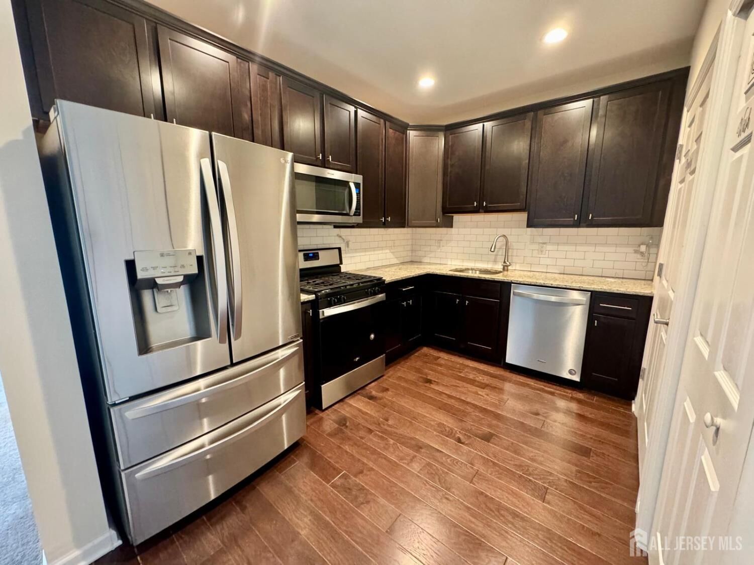 Property Photo:  1035 Halifax Place  NJ 08619 