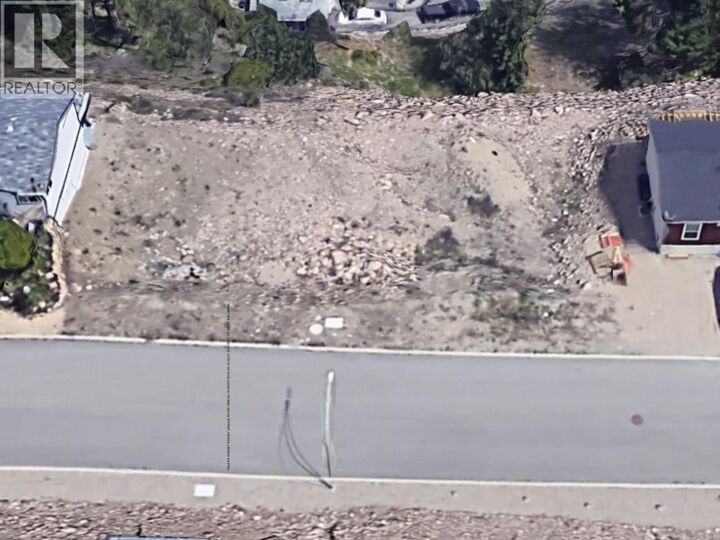 Photo de la propriété:  1750 Lenz Road 102  BC V1Z 3N1 