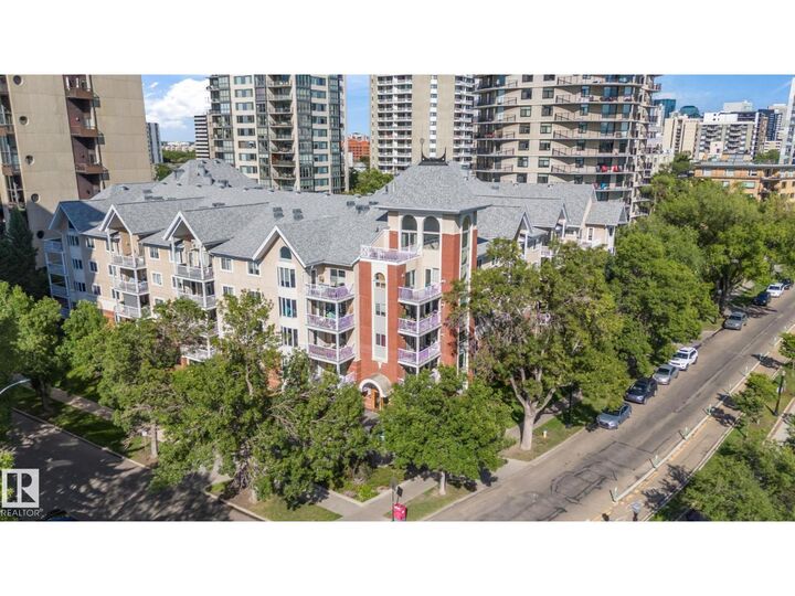 Property Photo:  #405 11716 100 Av NW  AB T5K 2G3 
