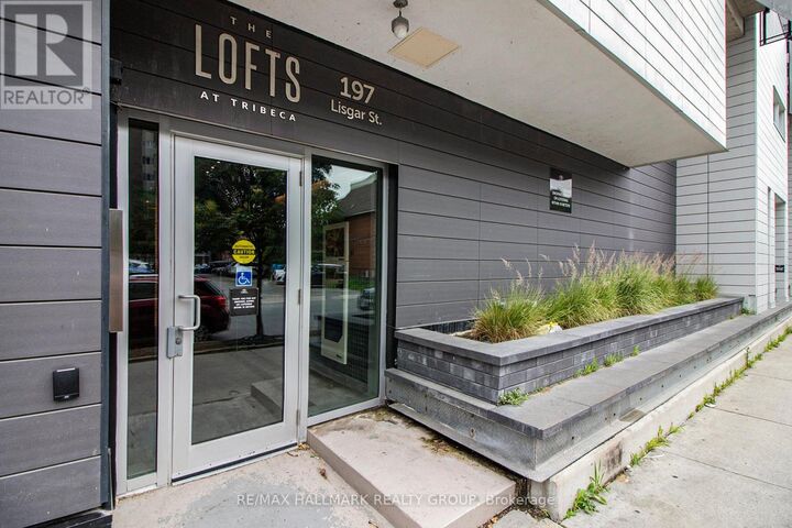 Property Photo: 197 Lisgar Street 213 ON K2P 0C3
