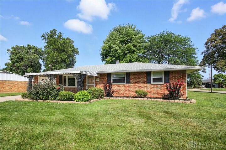 Property Photo: 905 Pool Avenue OH 45377