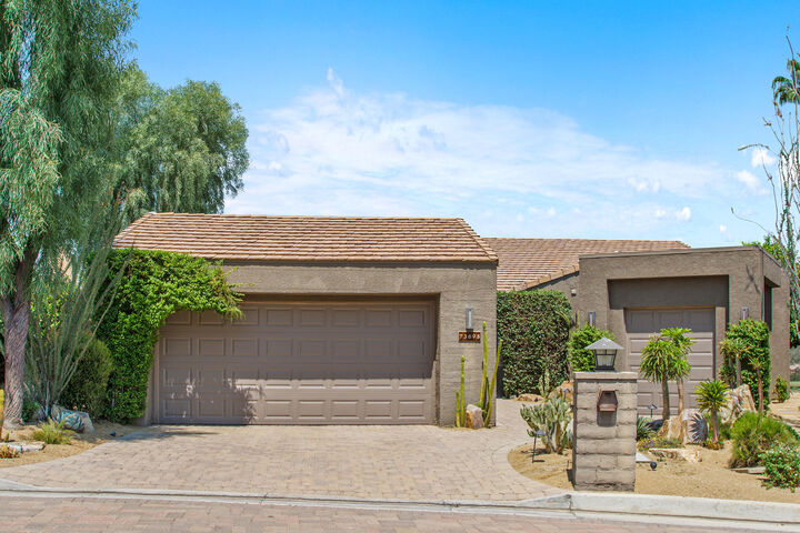 73698 Irontree Drive  Palm Desert CA 92260 photo