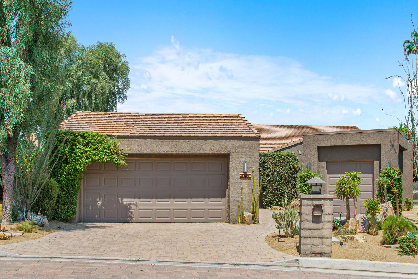 Property Photo: 73698 Irontree Drive CA 92260