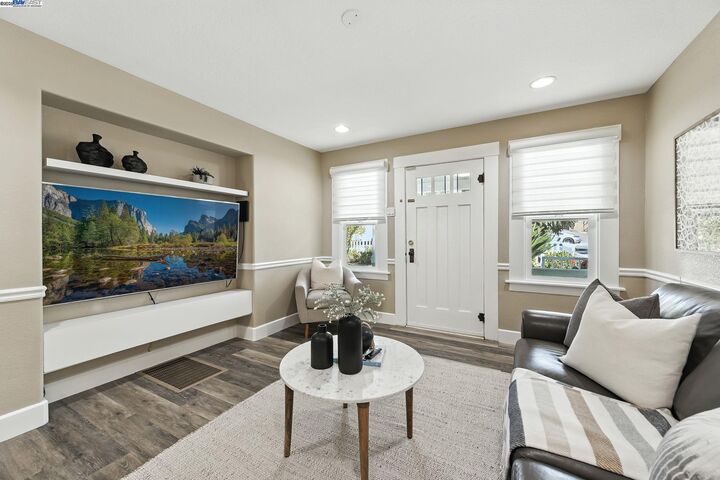 Property Photo: 43547 Ellsworth St CA 94539