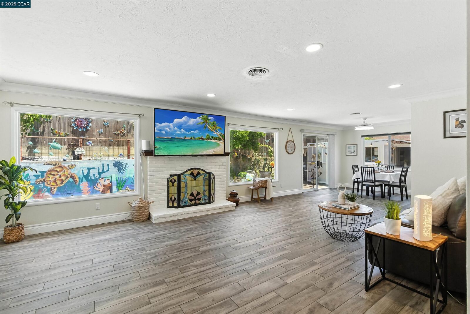 Property Photo:  1201 Valle Vista Ave  CA 94589 