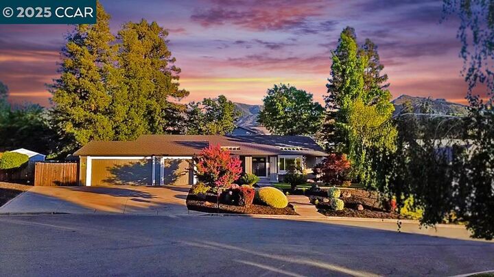 Property Photo: 14 Mt Eden Pl CA 94517