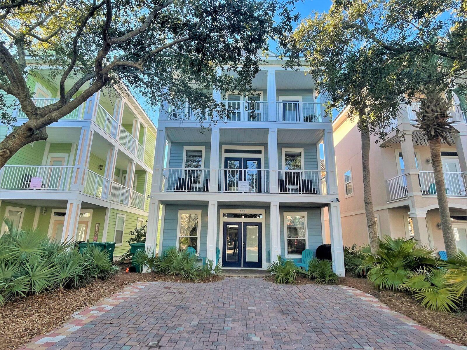 Property Photo:  222 Kono Way  FL 32541 