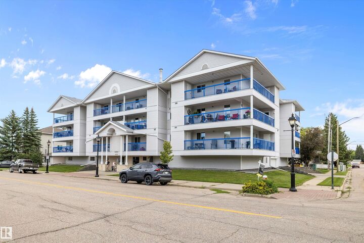 Property Photo: 4812 51 Avenue 101 AB T7Z 1R2