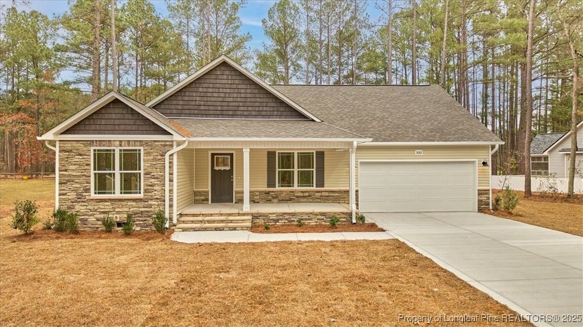 Property Photo: 30121 Deercroft Drive NC 28396