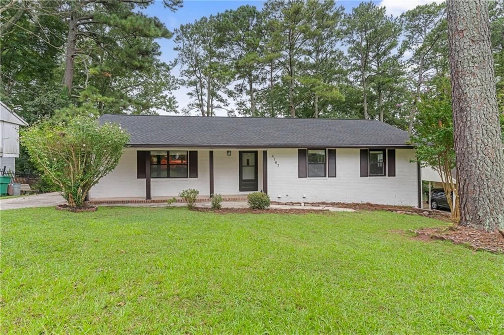 Property Photo: 4187 Conley Circle GA 30288