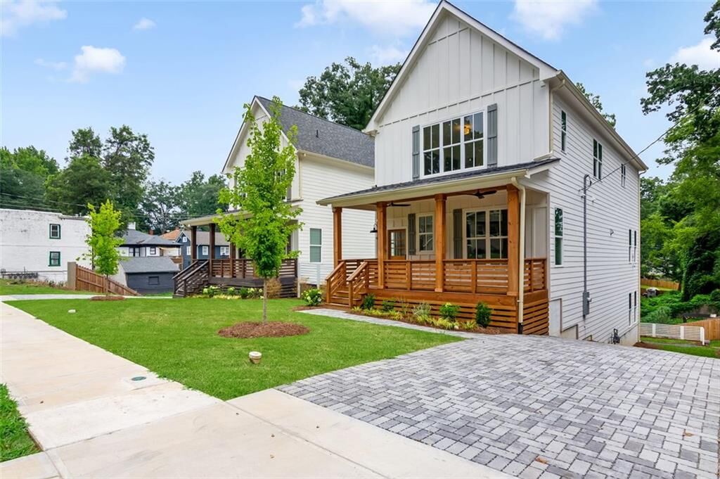 Property Photo:  830 Gaston Street SW  GA 30310 