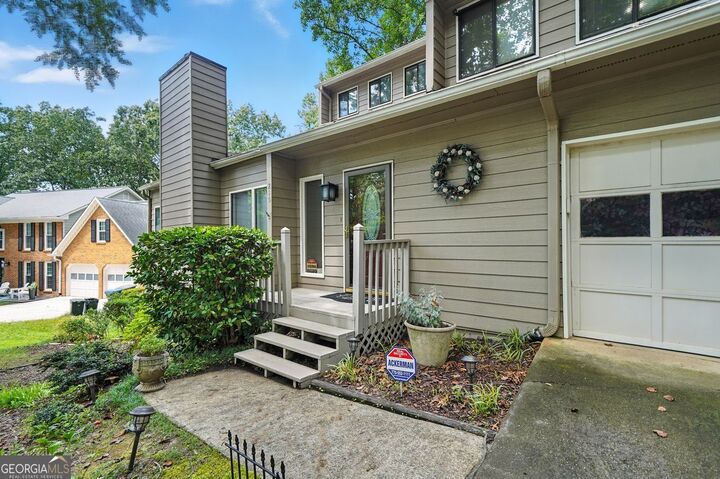 Property Photo: 215 Overlook Court GA 30076
