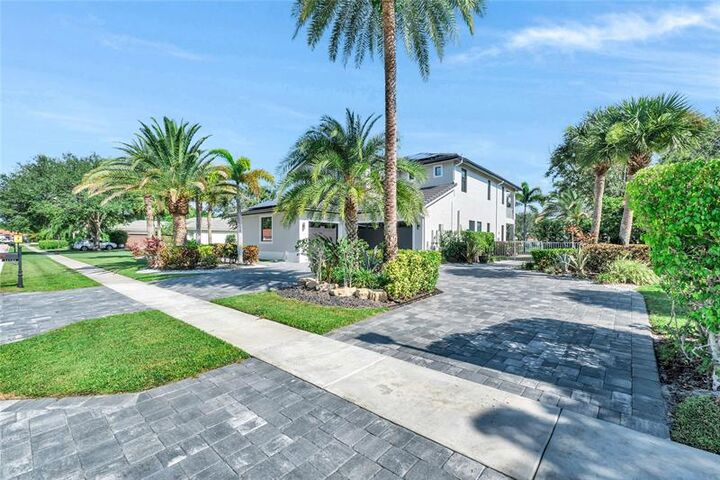 Property Photo:  11737 Windsor Bay Pl  FL 33449 