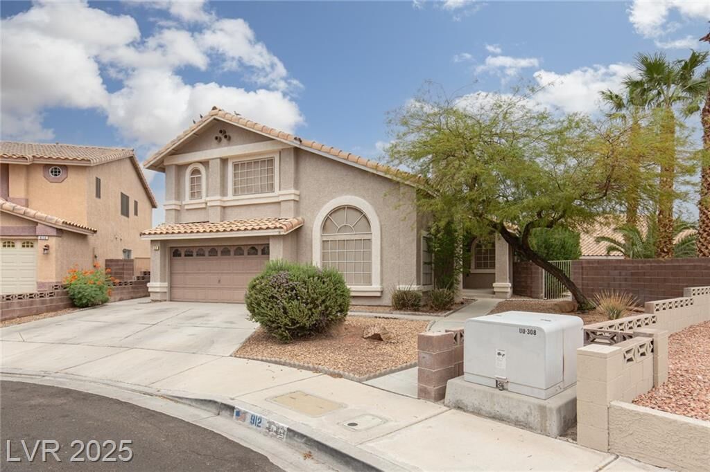 Property Photo:  912 Crowfoot Circle  NV 89014 