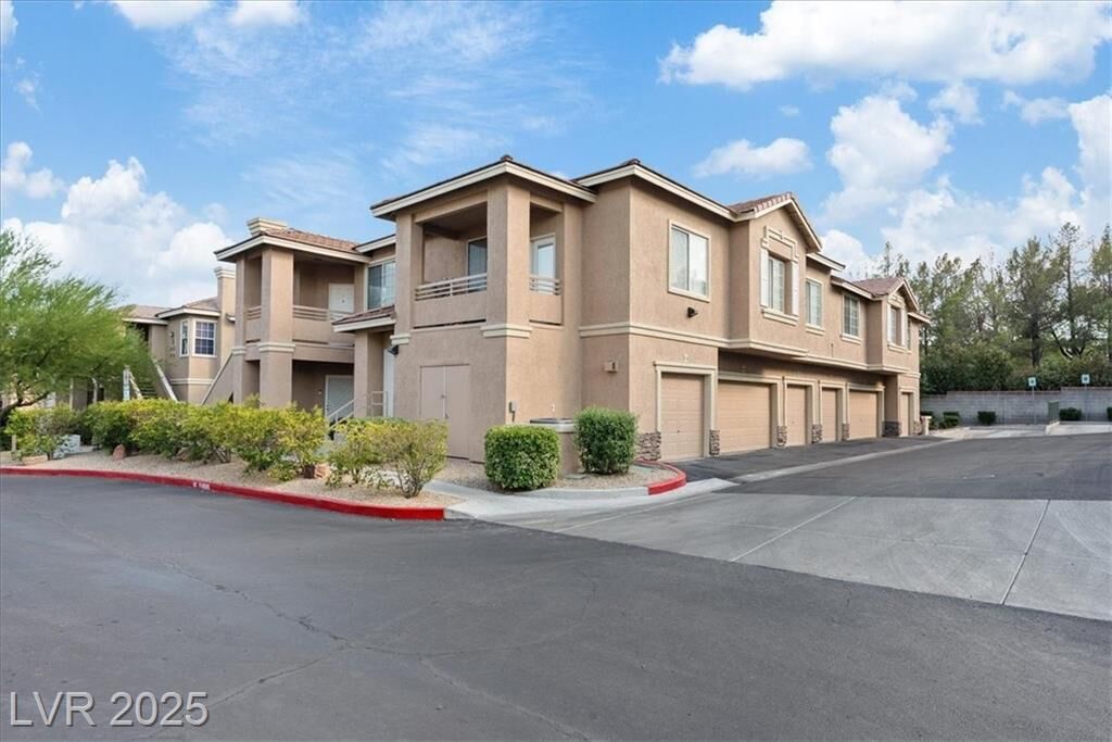 Property Photo:  9901 Trailwood Drive 1124  NV 89134 