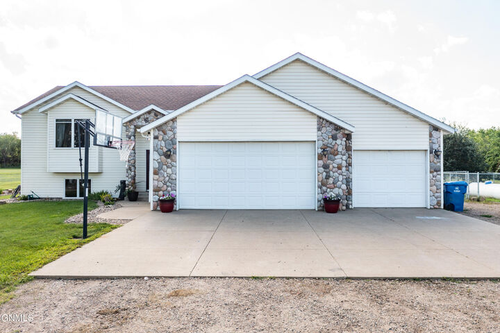 Property Photo:  3187 Bluestem Drive N  ND 58554 
