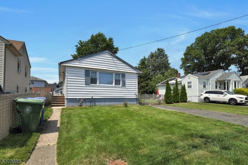Property Photo:  915 Essex Ave  NJ 07036 