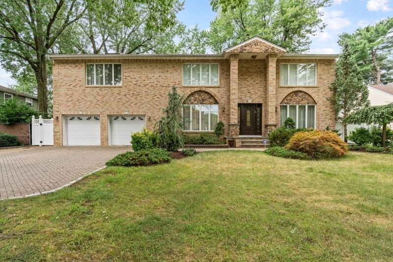 Property Photo:  68 Alden Rd  NJ 07652 
