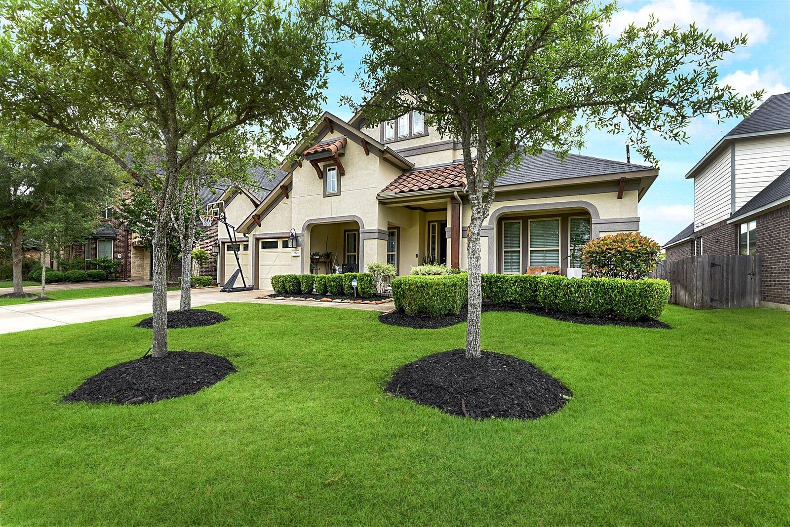 Property Photo:  2502 Crossvine Drive  TX 77494 