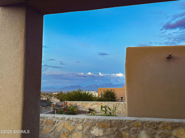 Property Photo:  8156 Willow Bloom Circle  NM 88007 