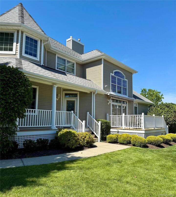 Property Photo:  131 Emilys Way  NY 11733 