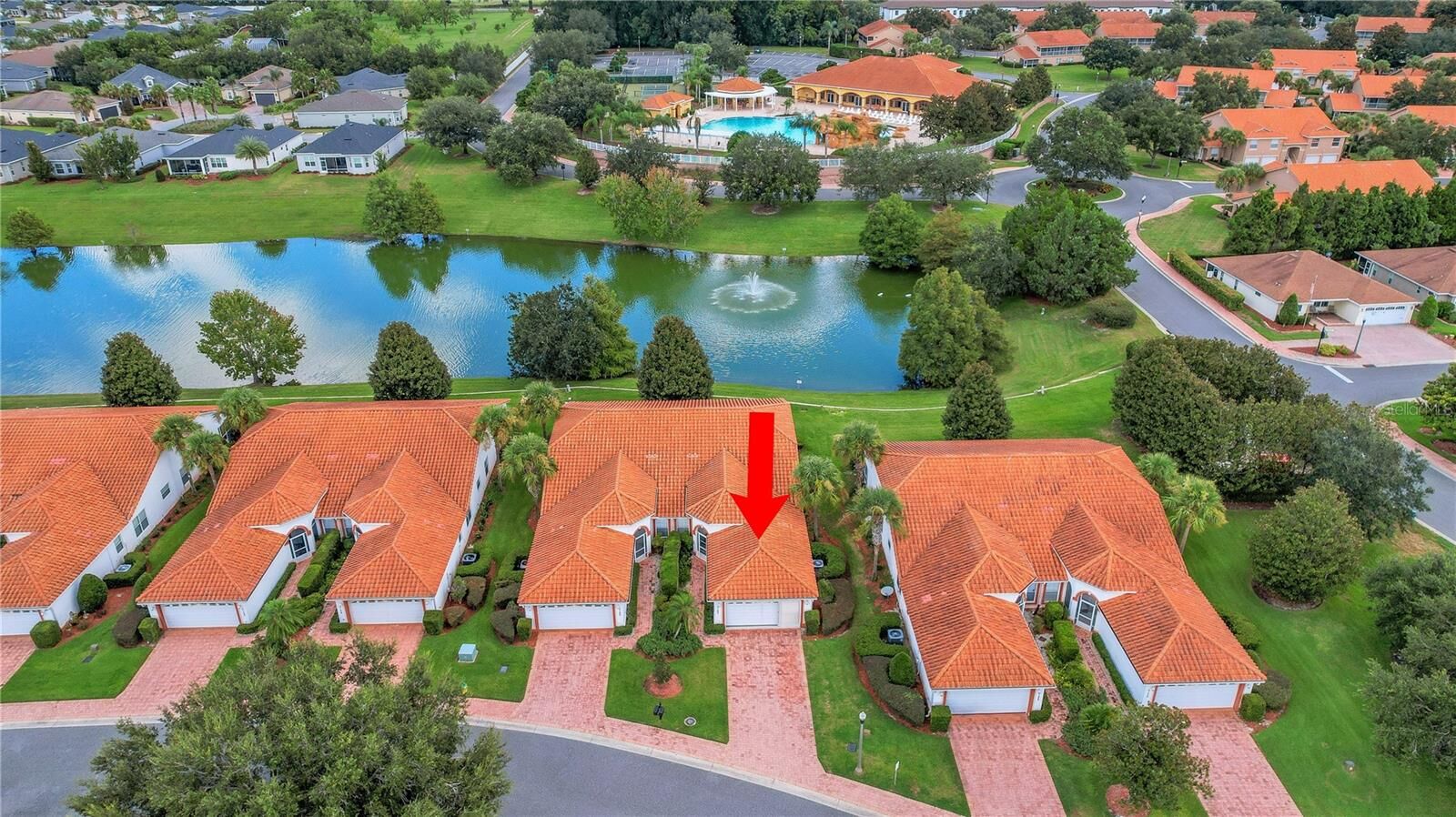 Property Photo: 5162 Harbour Drive FL 34484