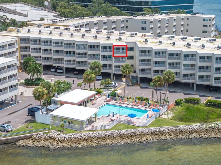 Property Photo: 2506 N Rocky Point Drive 418 FL 33607