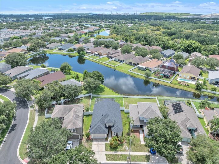 Property Photo: 8304 Moccasin Trail Drive FL 33569