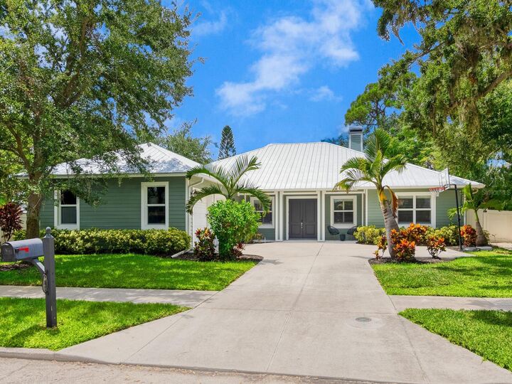 Property Photo: 1760 Arlington Street FL 34239