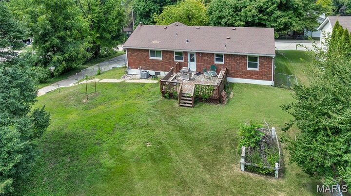 Property Photo:  120 Sycamore Street  IL 62234 