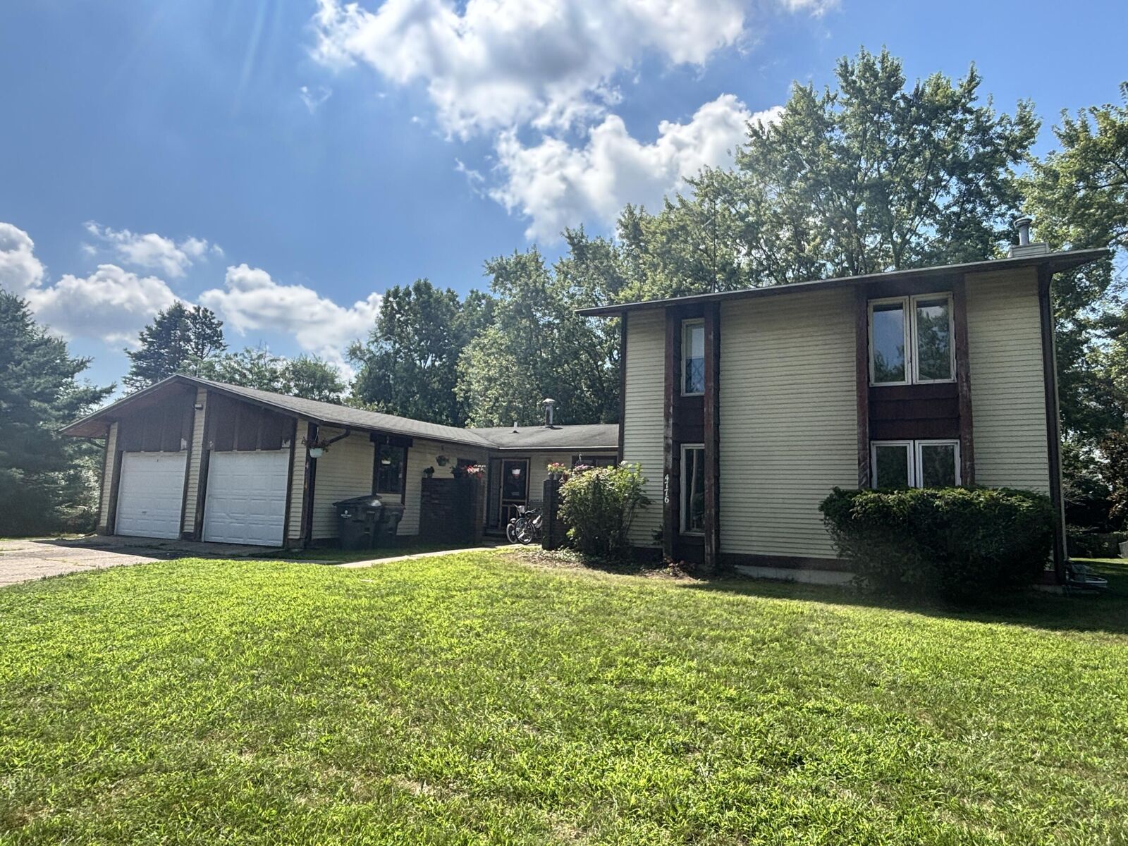 Property Photo:  4774 Norfolk Circle  MI 49024 