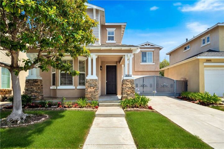 16832 Roosevelt Lane  Huntington Beach CA 92649 photo
