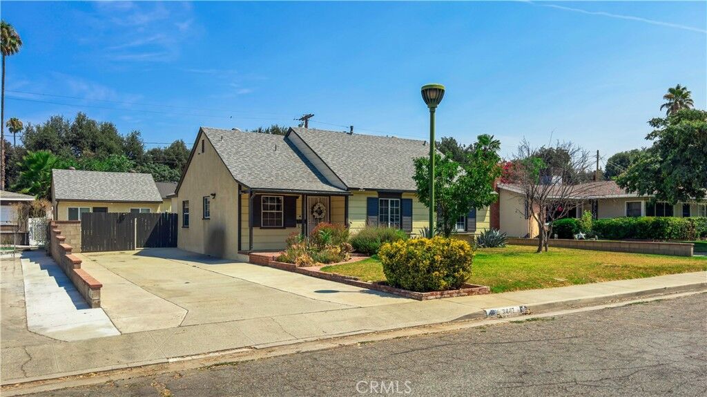 Property Photo: 3447 Mono Drive CA 92506