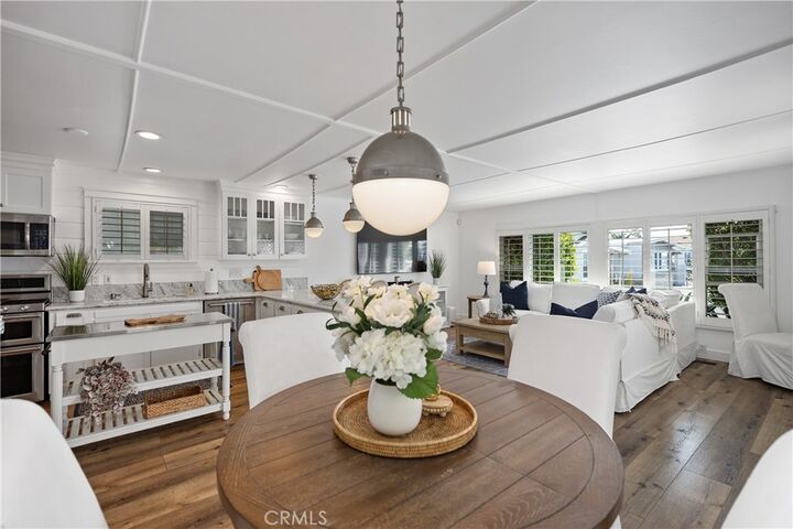 Property Photo:  264 Mayflower Drive  CA 92660 