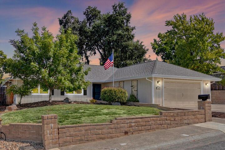 1502 Crestmont Oak Drive  Roseville CA 95661 photo