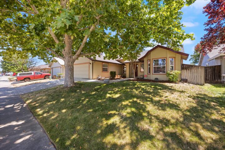 Property Photo: 7929 Eagle Peak Way CA 95843