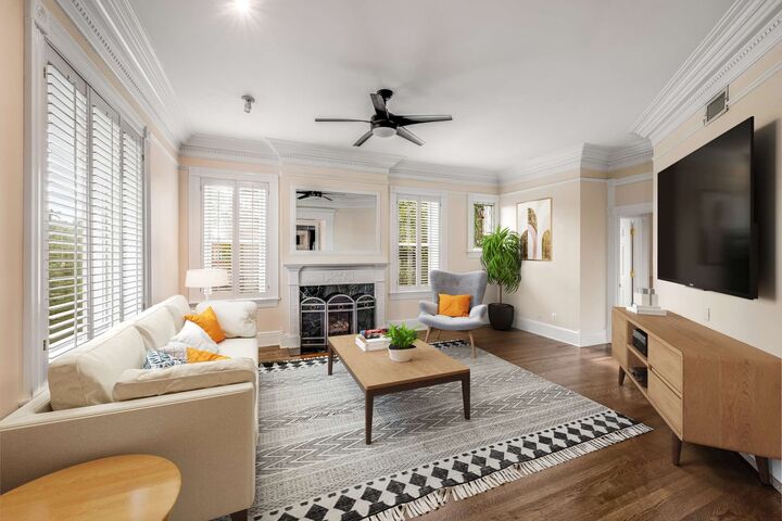 Property Photo:  3626 W End Ave 201  TN 37205 