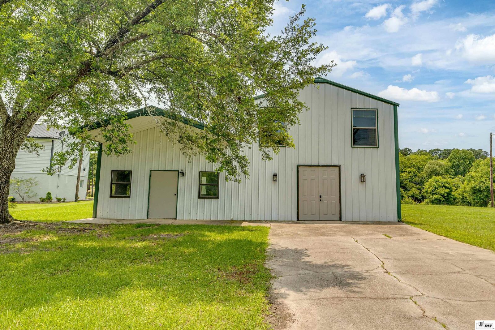 Property Photo:  2116 Bayou Darbonne Drive  LA 71291 