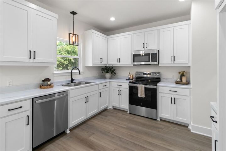 Property Photo: 1019 SW 5th Street TX 75432