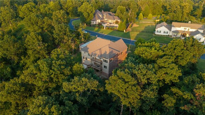 Property Photo: 2808 Palisades Circle AR 72712