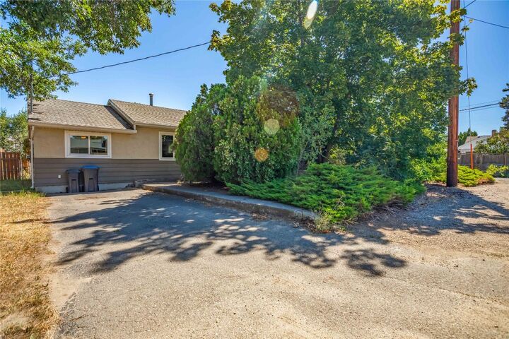 455 Donhauser Road  Kelowna BC V1X 3G2 photo
